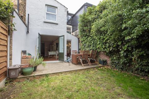 3 bedroom terraced house for sale, Wroxton Road, Peckham, SE15