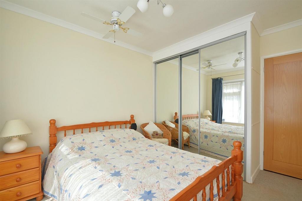 Resized Bed3b.jpg