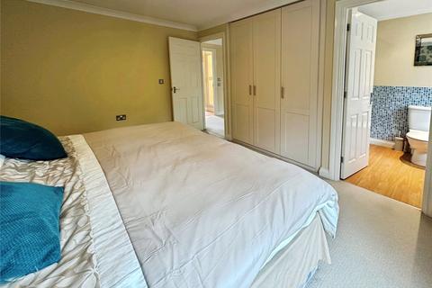 2 Dart Walk, Exeter, EX2 7QF