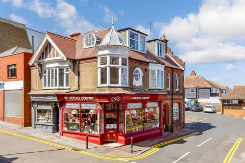 2 bedroom flat for sale, High Street, Broadstairs, Kent