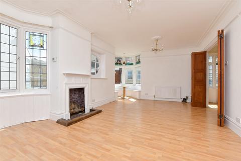 2 bedroom flat for sale, High Street, Broadstairs CT10