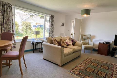 3 Maclins Close, South Molton, EX36 4DL