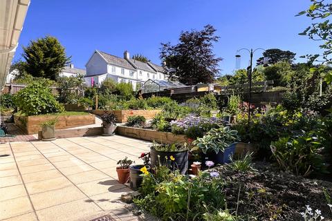 3 Maclins Close, South Molton, EX36 4DL