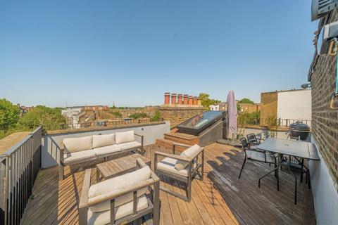 2 bedroom flat for sale, Leighton Road, London NW5