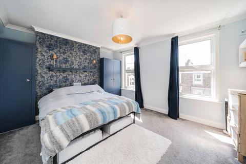 2 bedroom flat for sale, Leighton Road, London NW5