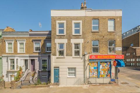 2 bedroom flat for sale, Leighton Road, London NW5