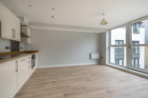 2 bedroom apartment for sale, Christopher Road, East Grinstead, West Sussex