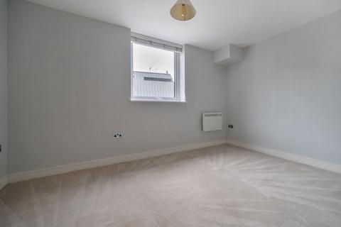 2 bedroom apartment for sale, Christopher Road, East Grinstead, West Sussex