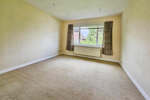 2 bedroom apartment for sale, Hurst Court, Horsham, West Sussex