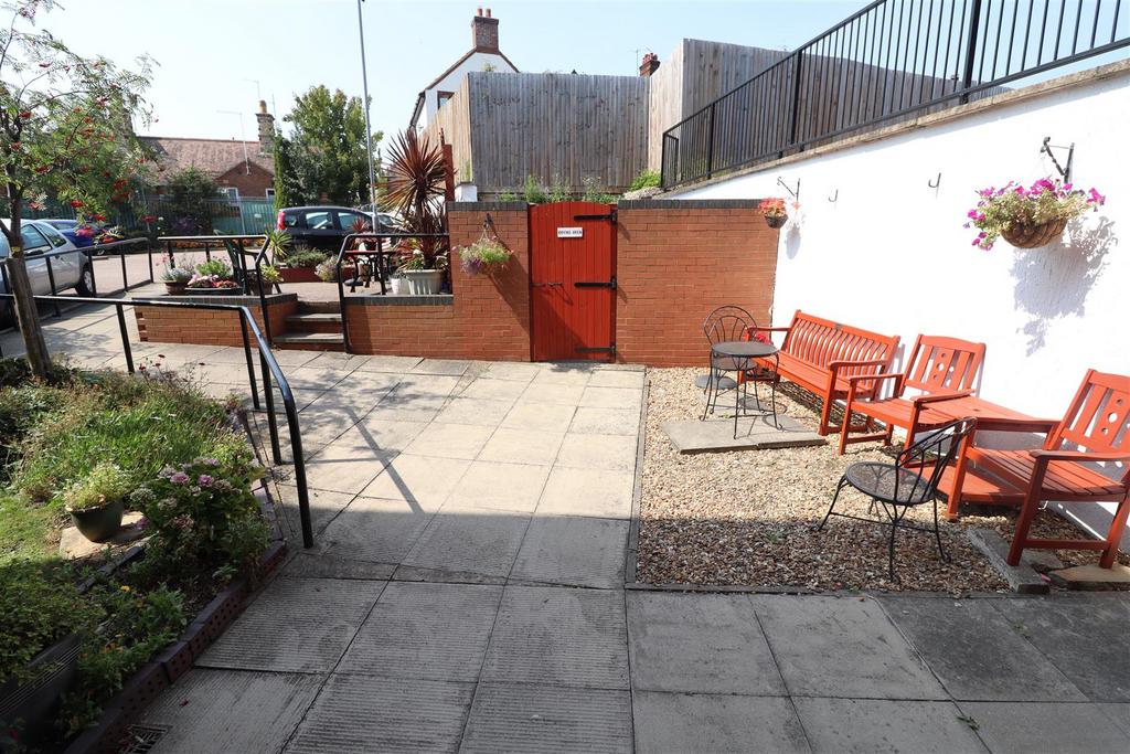 Communal Garden Area