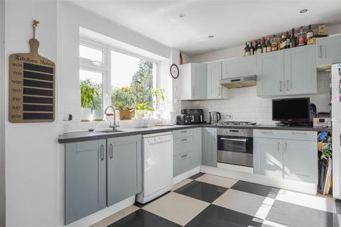 3 bedroom semi-detached house for sale, The Greenway, Cippenham