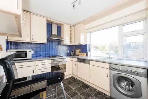 2 bedroom flat to rent, Sale Hill, Broomhill, Sheffield