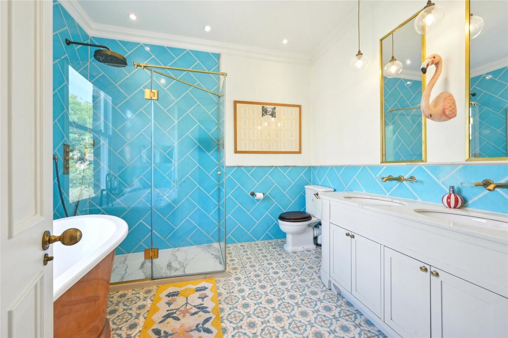 Ensuite