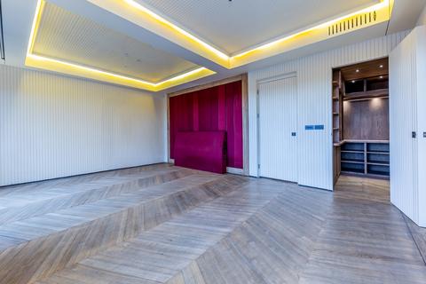 4 bedroom flat to rent, Belmont Street, Chalk Farm, London