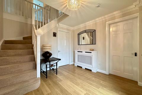 18 Chaffinch Crescent, Billericay, CM11 2YX