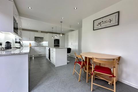 18 Chaffinch Crescent, Billericay, CM11 2YX