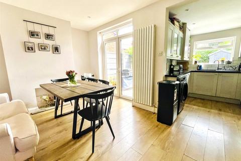 3 bedroom terraced house for sale, Hall Avenue, Timperley, Altrincham