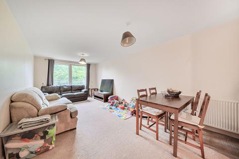 2 bedroom apartment for sale, Commonwealth Drive, Crawley