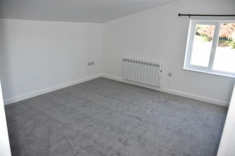 2 bedroom flat to rent, Flat 1 Rivendell, Pentrecwrt