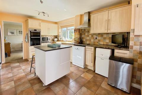 4 bedroom detached house for sale, Holborn Drive, Shrewsbury