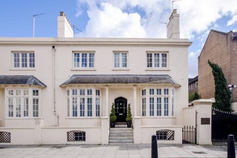 Park Village West, London NW1
