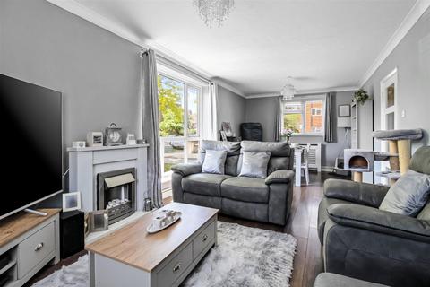 2 bedroom flat for sale, Rugby Road, Worthing