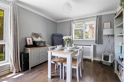2 bedroom flat for sale, Rugby Road, Worthing