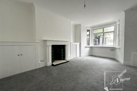 1 bedroom flat to rent, Darnley Road, Gravesend, Kent