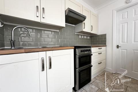 1 bedroom flat to rent, Darnley Road, Gravesend, Kent