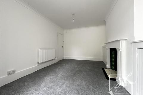 1 bedroom flat to rent, Darnley Road, Gravesend, Kent