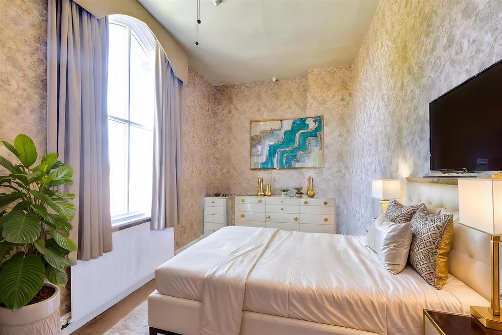 Bedroom-2 2 - AI