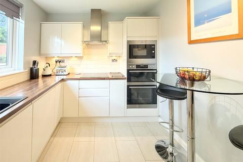 4 bedroom end of terrace house for sale, Chesters Park, Low Fell, NE9