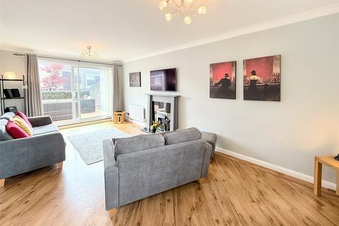 4 bedroom end of terrace house for sale, Chesters Park, Low Fell, NE9