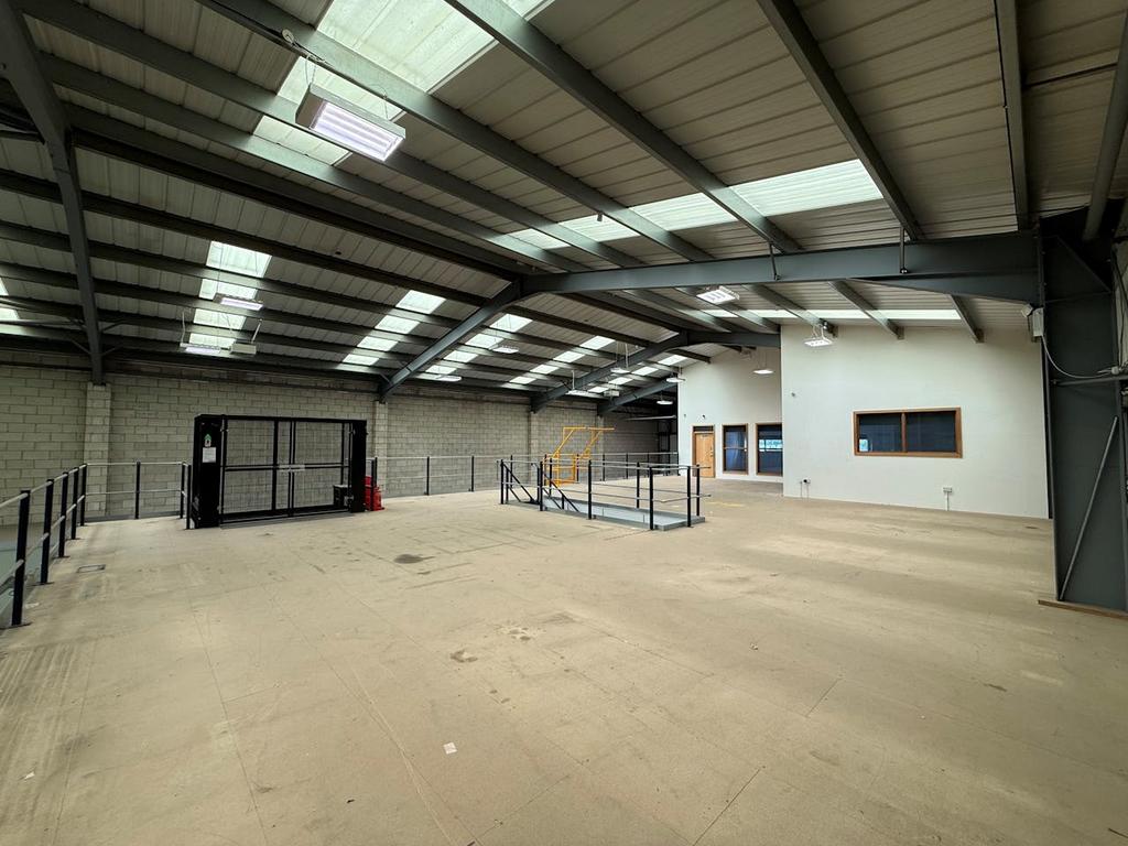 Meadowbank5.jpg
