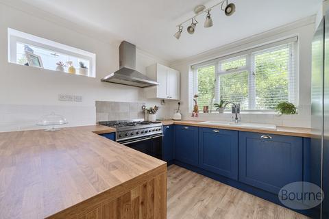 4 Boundstone Close, Wrecclesham, Farnham, GU10 4RW