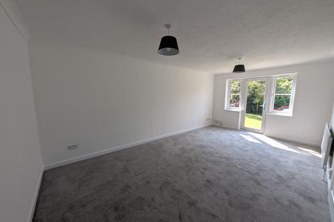 2 bedroom ground floor flat to rent, Wimborne Road, Bournemouth BH2