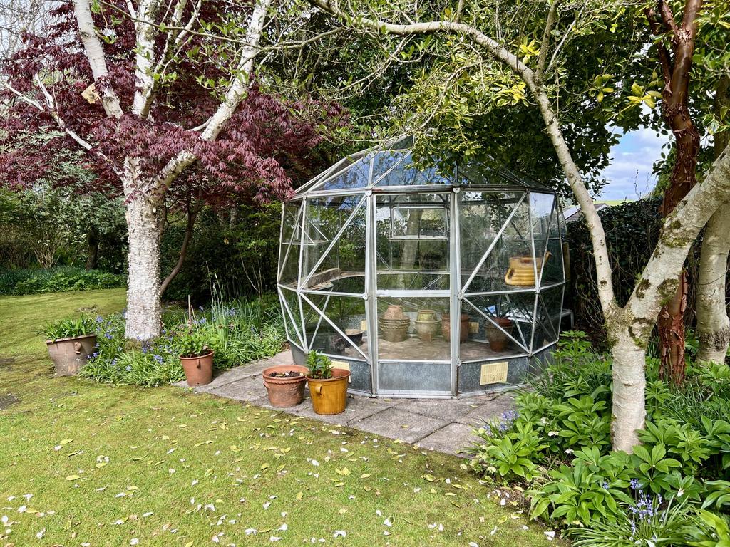 Kirkmulloch, 1 Wayside, Dalry - Williamson and Hen