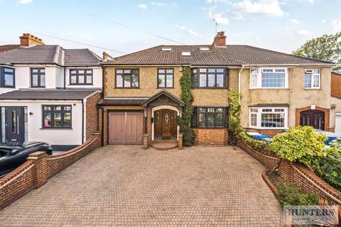 12 Lyndhurst Road, Bexleyheath, DA7 6DF