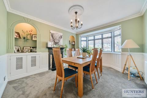 12 Lyndhurst Road, Bexleyheath, DA7 6DF