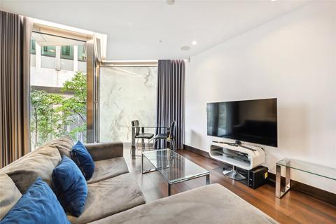 Studio for sale, Kings Gate Walk, London, SW1E