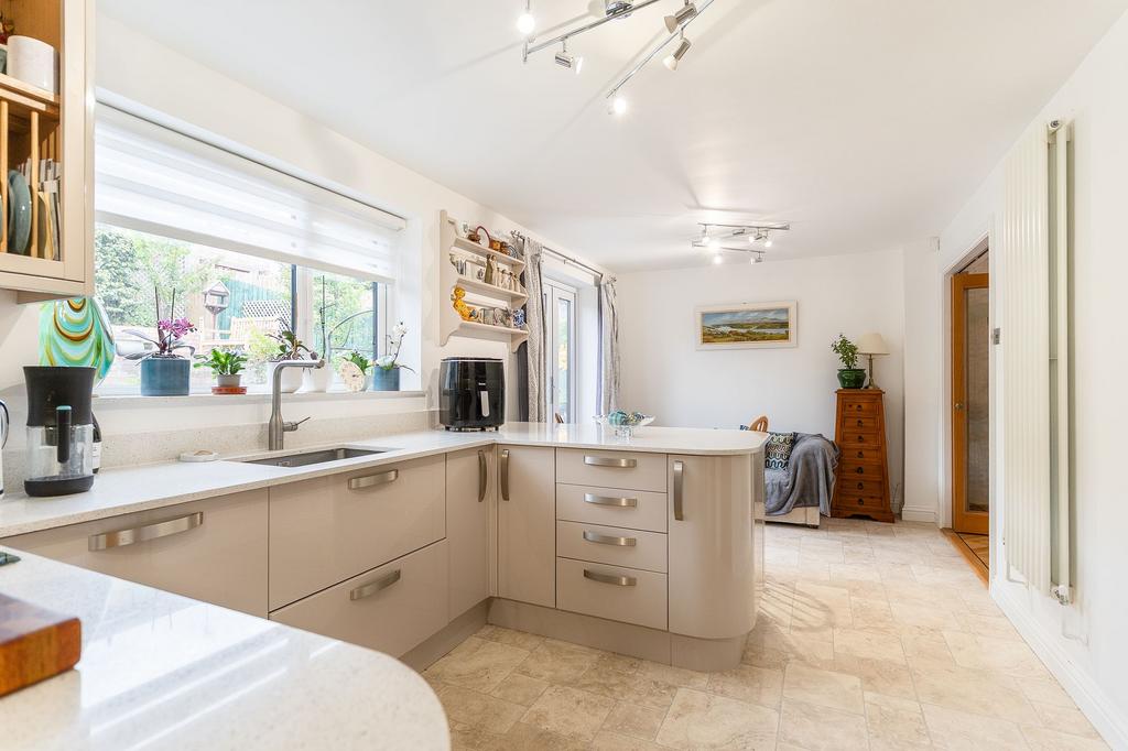 Kitchen / Diner