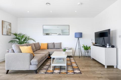 2 bedroom apartment for sale, Marleigh Avenue, Cambridge