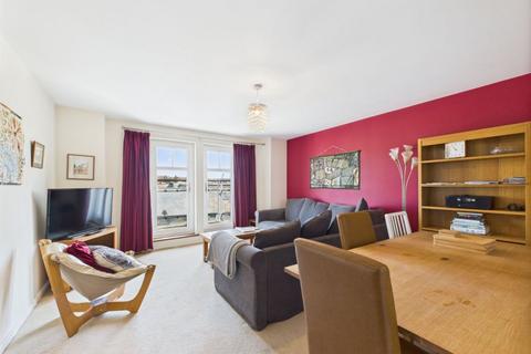 3 bedroom apartment for sale, 24 St.Johns, Albion Place