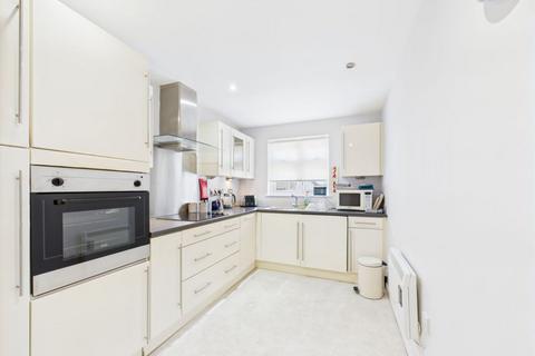 3 bedroom apartment for sale, 24 St.Johns, Albion Place