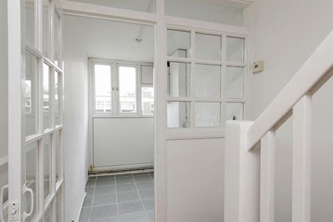 3 bedroom maisonette for sale, Heron House, SW11