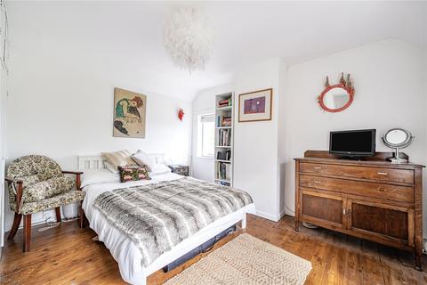 2, Ham Barn Cottages Farnham Road, Liss, GU33 6LB
