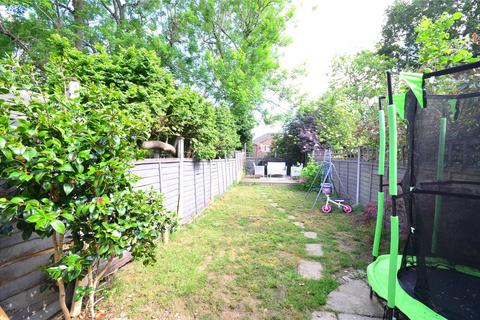 31 Benchfield Close, East Grinstead, RH19 3NZ