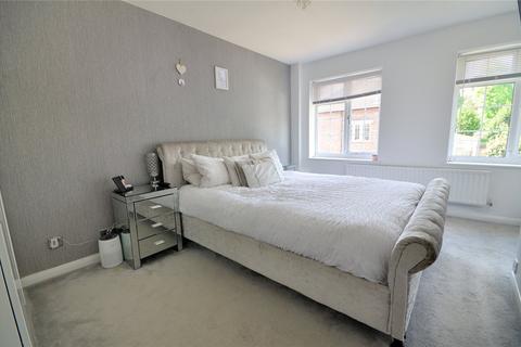 31 Benchfield Close, East Grinstead, RH19 3NZ