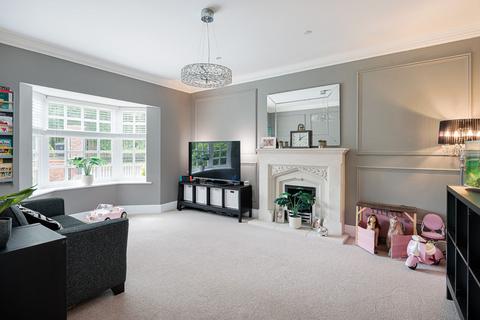 27 Astor Drive, Warrington, WA4 3DS