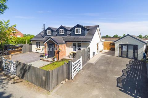 5 bedroom bungalow for sale, Sower Carr Lane, Poulton Le Fylde FY6